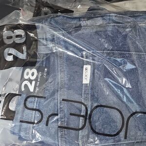 Joe's Jeans High Rise Straight Size 28